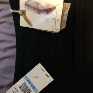 Women’s black jeans